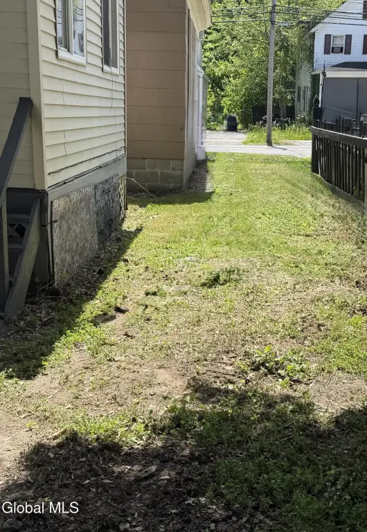 Picture 46