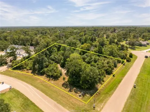 Residential Land in King Oaks