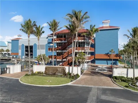 Sanibel Harbour Yacht Club Storage
