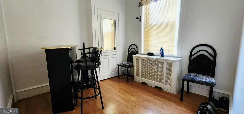 Picture 8