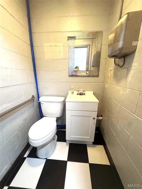 Picture 19