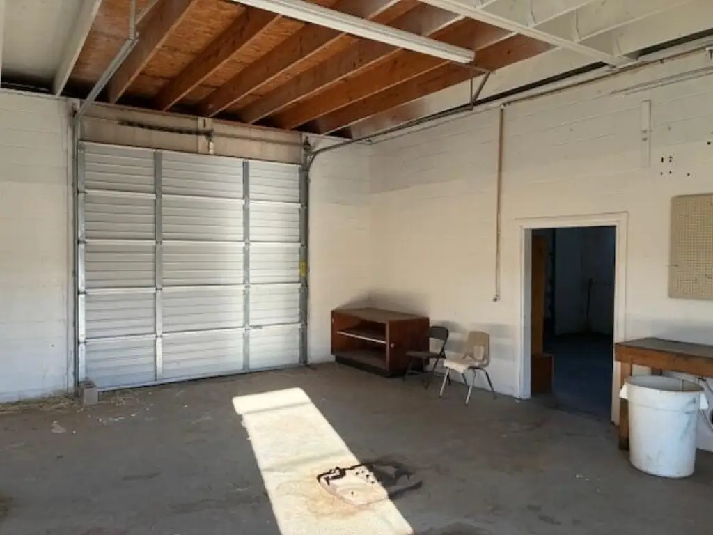 Picture 3