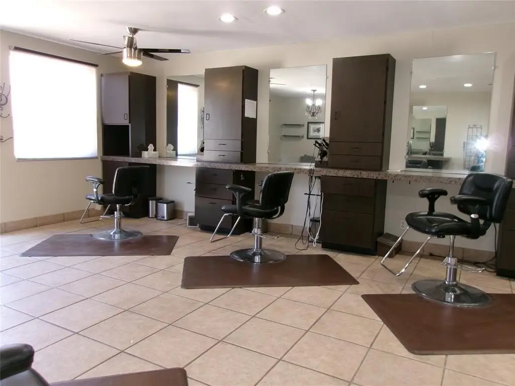 Picture 9