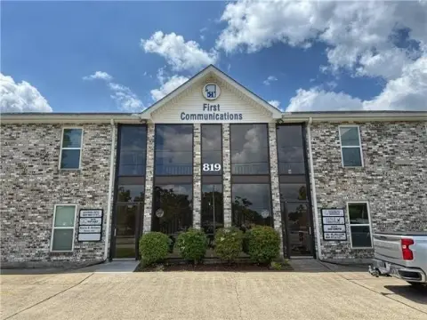 Updated Office Suite in Kenner