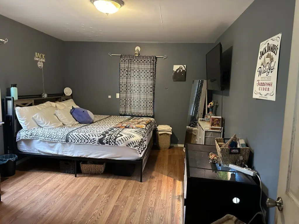 Picture 33