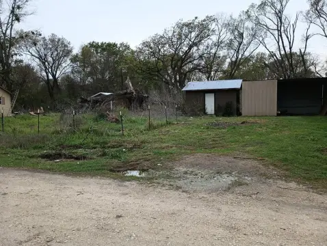 Quarter-Acre Lot in Trinidad, TX