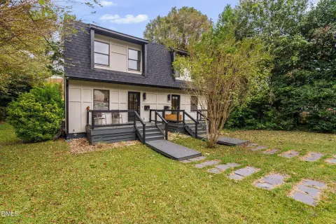 Renovated Duplex Near Downtown Raleigh