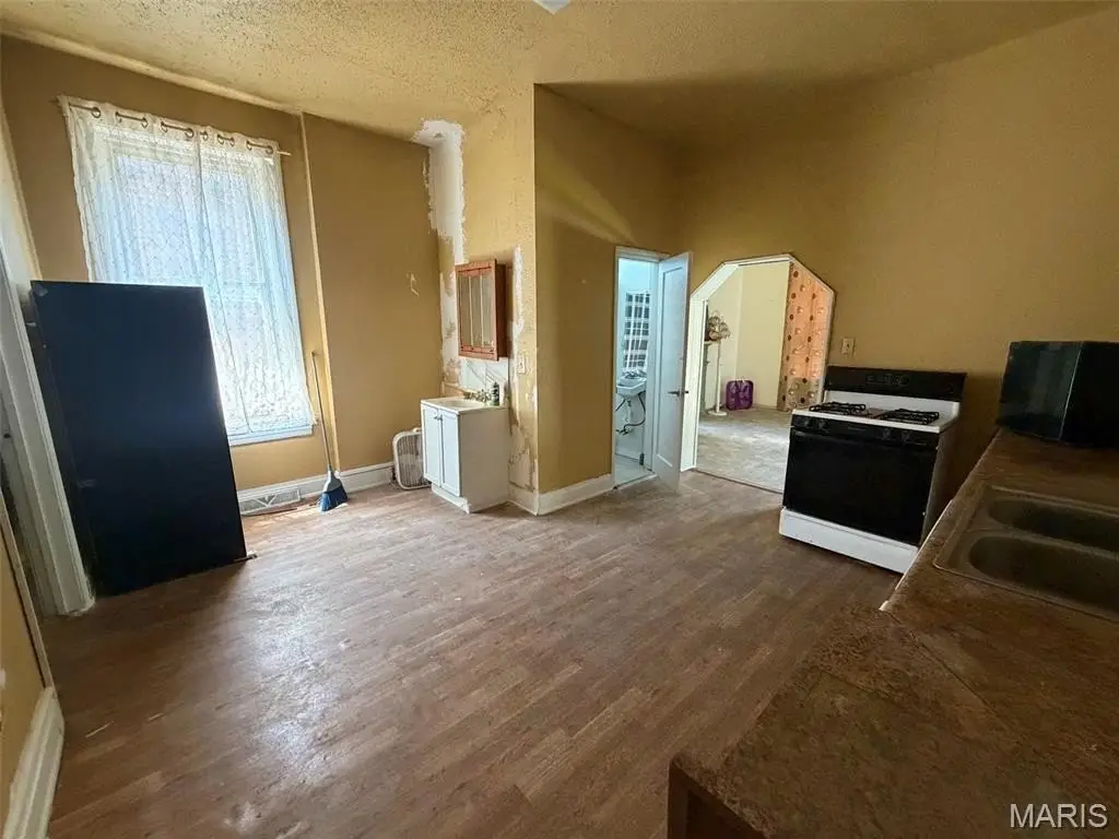 Picture 7