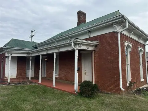 Downtown Franklin Commercial Property