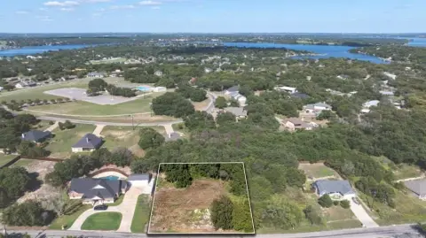 Half Acre Lot in Granbury