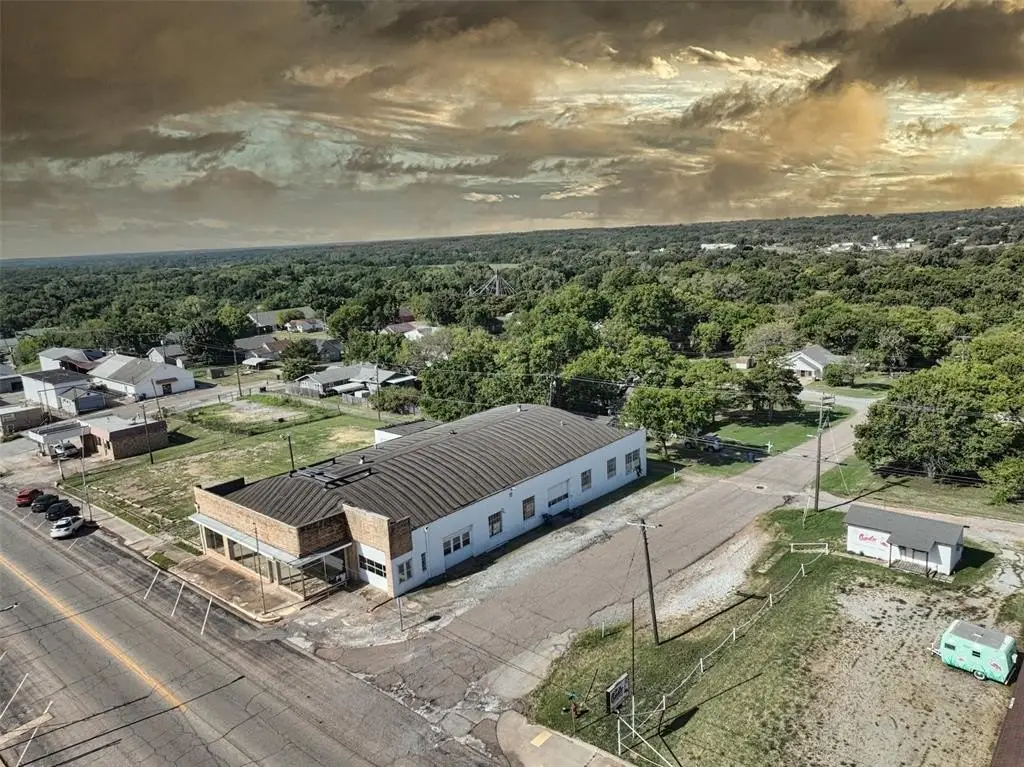 Picture 4