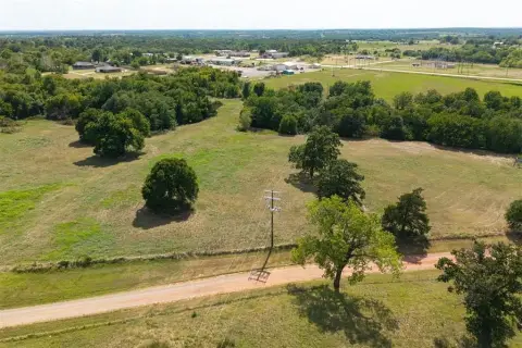 Agricultural Land with Mature Trees
