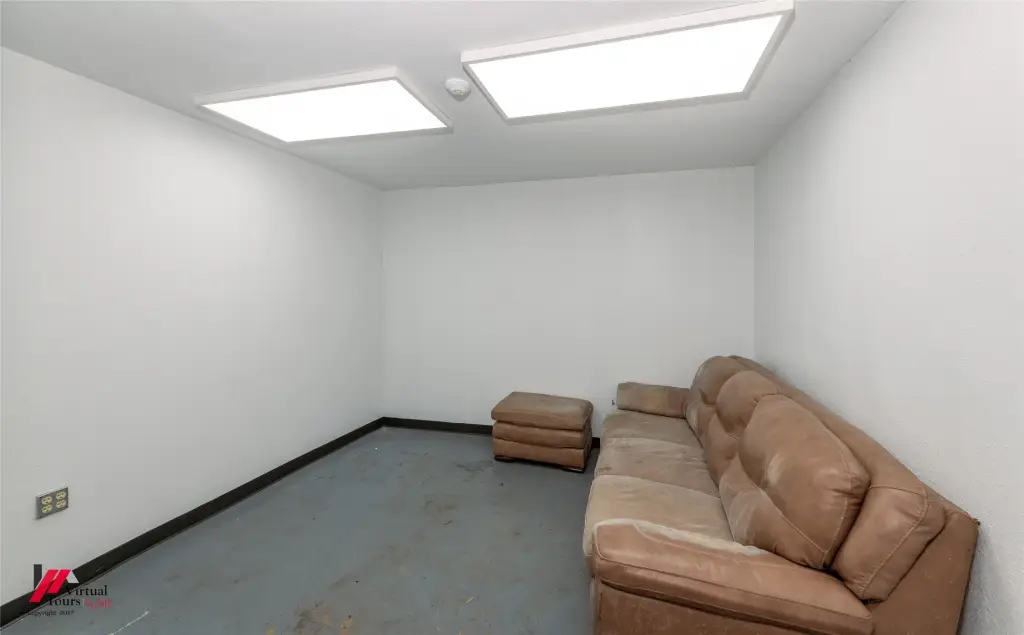 Picture 19