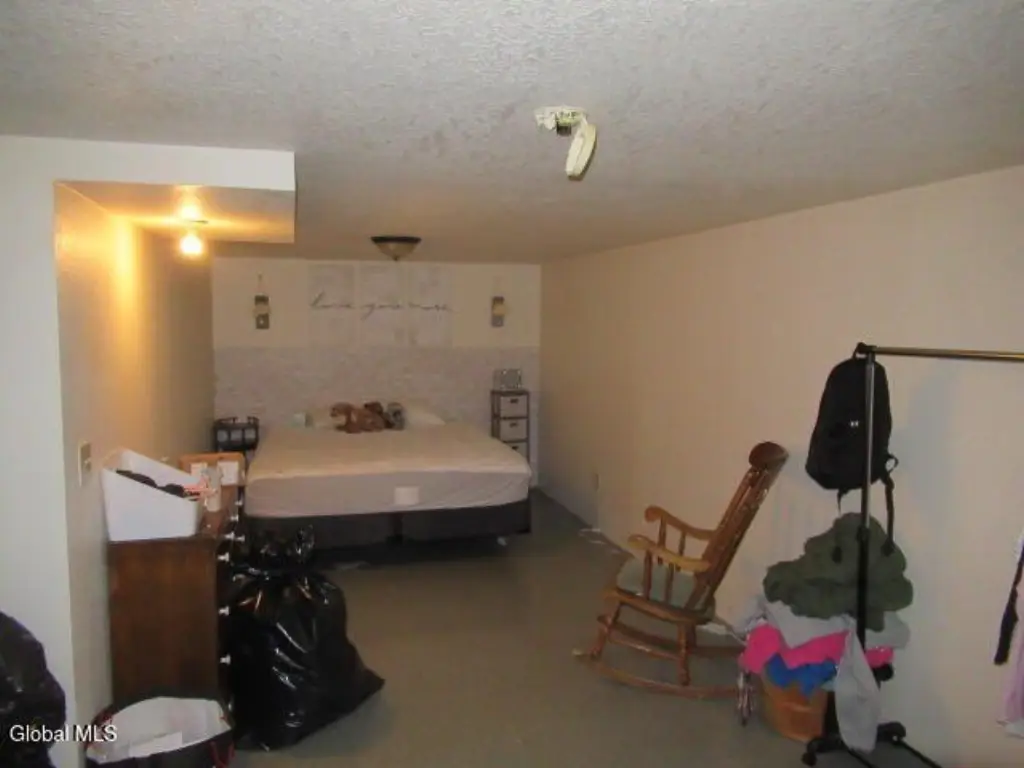 Picture 19