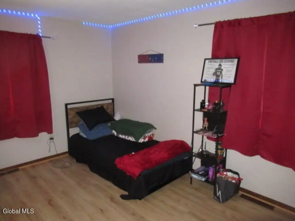 Picture 15