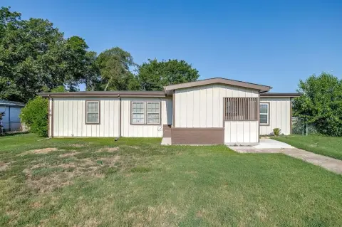 Fort Worth Office with Garage