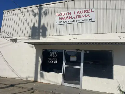 Retail Space in Laurel, MS