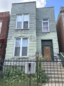 Chicago Two-Flat with Gated Parking