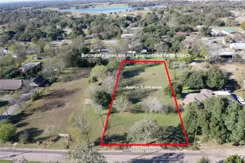 Residential Land in Madisonville, TX