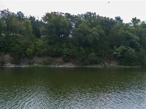 Waterfront Lot in Lakeside Community