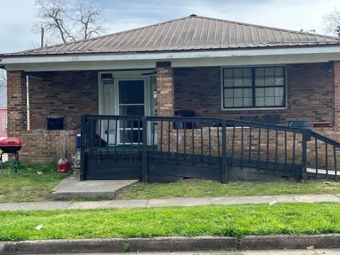 Vicksburg Triplex: Income Potential