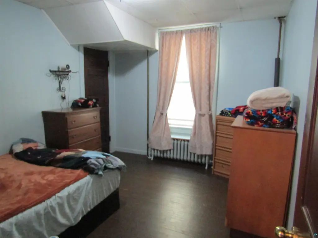 Picture 7