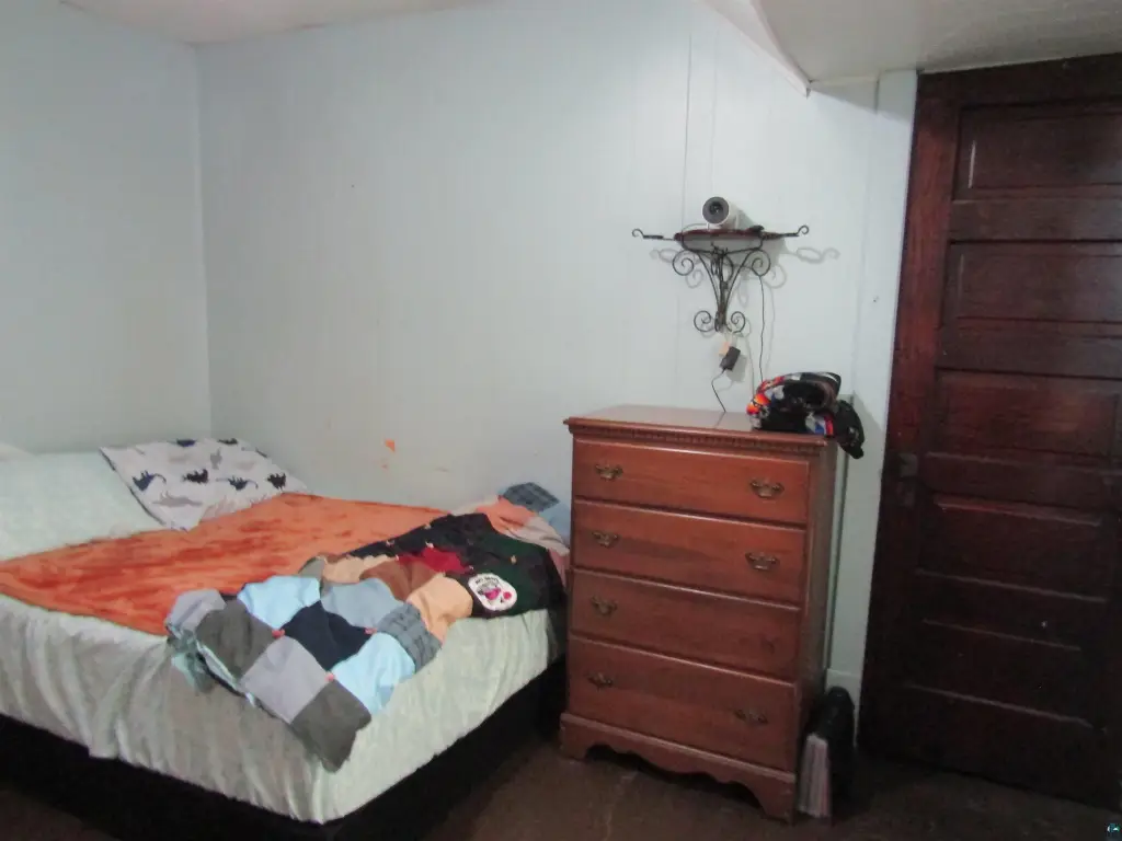 Picture 8