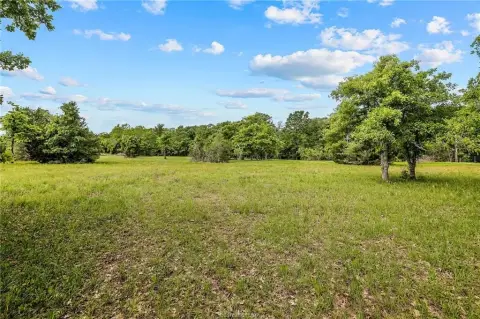 5 AC Estate Lot