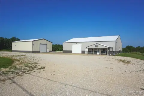 Flex Space with Dual Shop Buildings