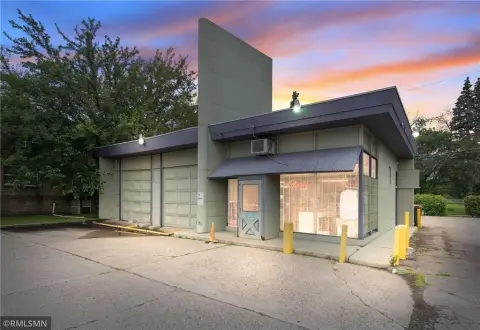 Saint Paul Corner Lot Property