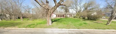 Corsicana Land Close to Downtown