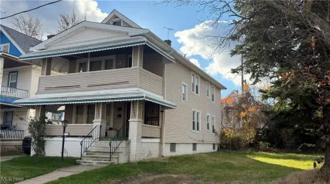 Cleveland Duplex: Investment Opportunity