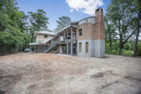 542-Acre Hunting Land Near Purvis