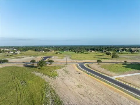 Bryan, TX Acreage for Custom Home