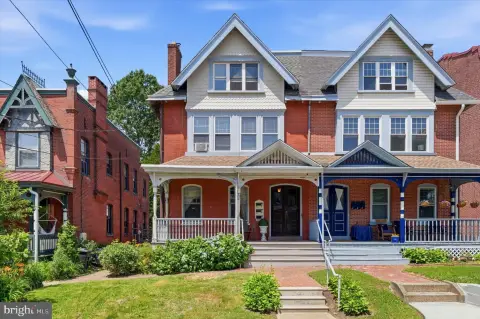 Triplex with Covered Front Porch