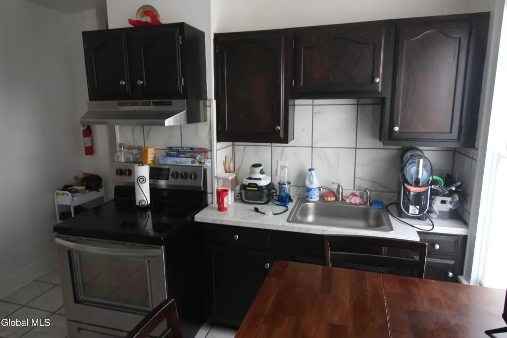 Picture 30