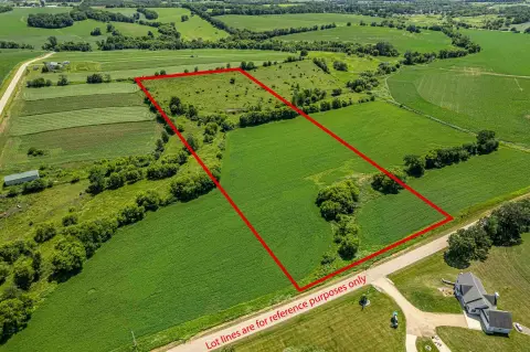 Picturesque Land Parcel in Argyle, WI