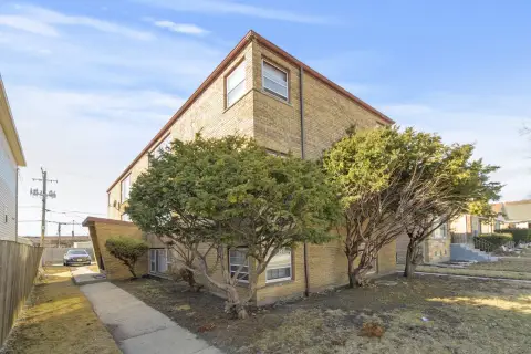 Six-Unit Multifamily Investment Opportunity