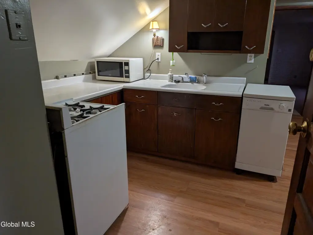 Picture 19