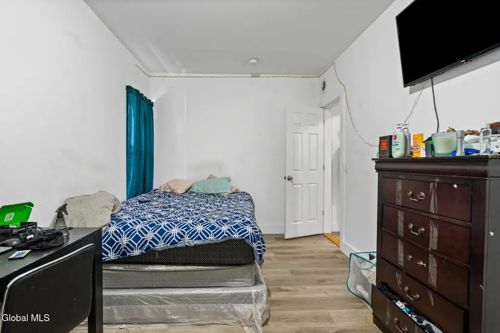 Picture 24