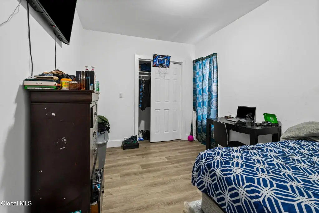 Picture 23