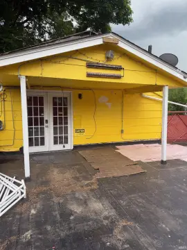 Turnkey Restaurant/Bar Opportunity in Bloomington