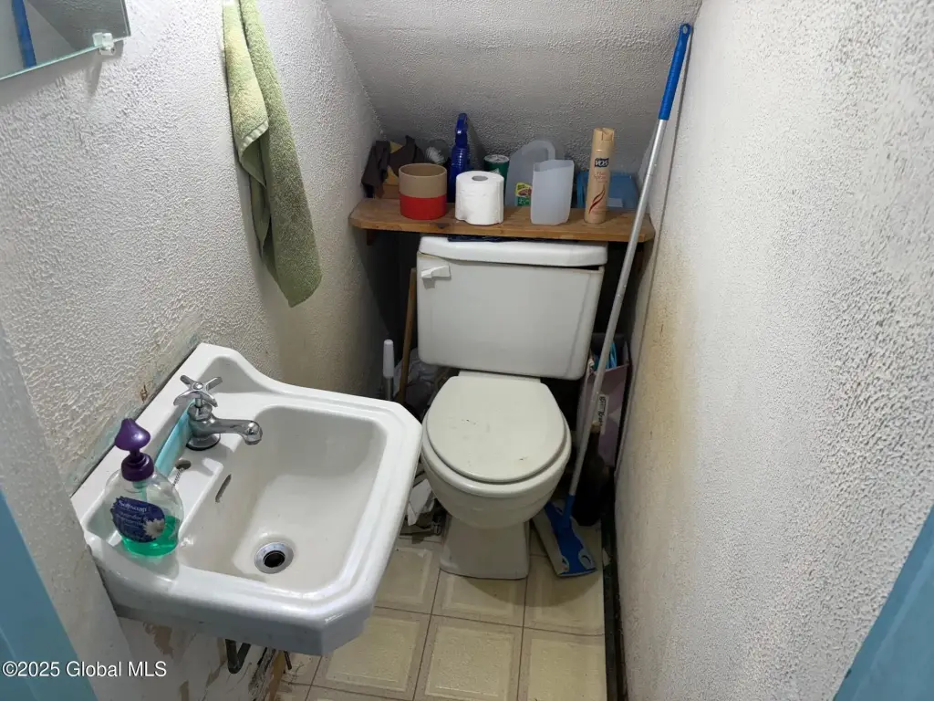 Picture 19