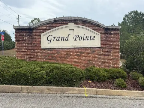 Northport Land in Grand Pointe