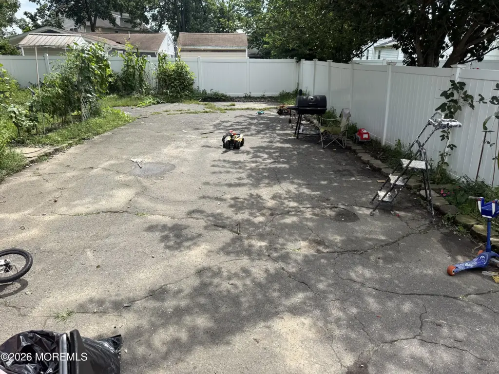 Picture 12