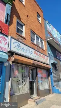 Mixed-Use Property in Prime Location