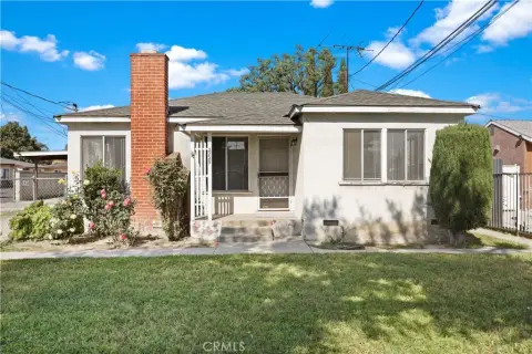 Triplex in South El Monte