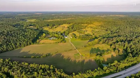 Nortonville Farm with Agricultural Buildings