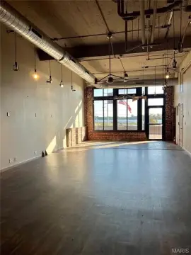 Downtown Retail Space with Tall Ceilings