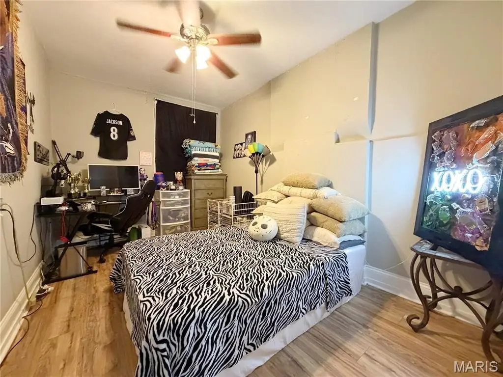 Picture 47